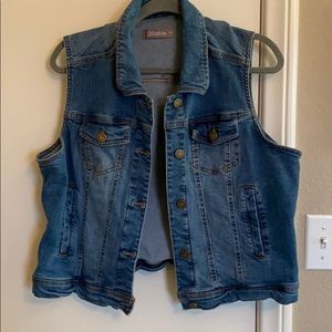 NWOT Jean Vest